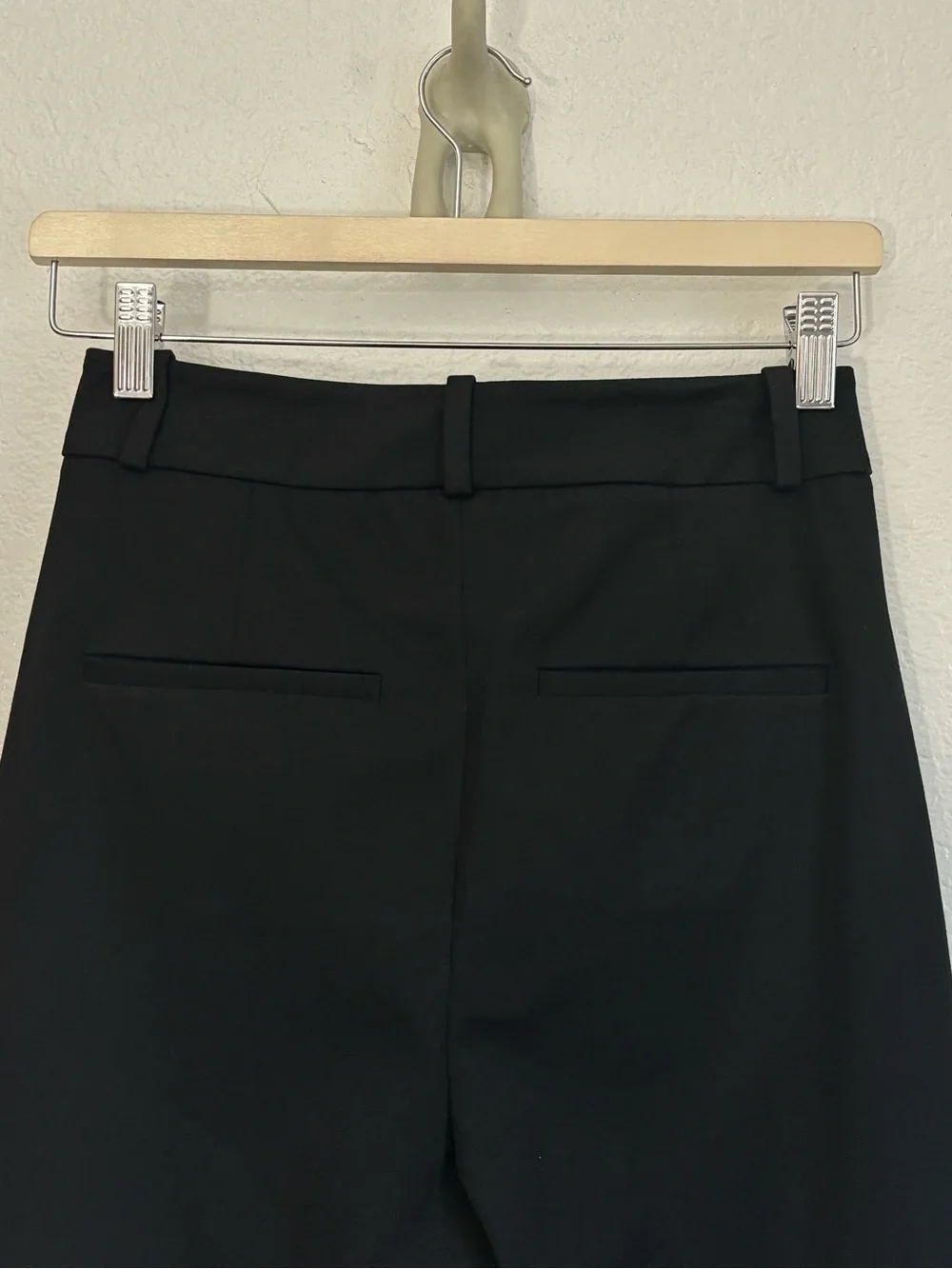 REISS Woman Flare Leg Pants Size: 2
